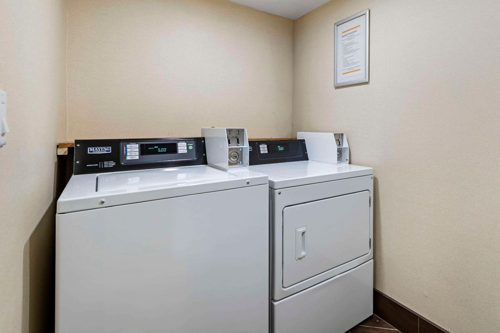 Comfort Inn Windsor Kültér fotó